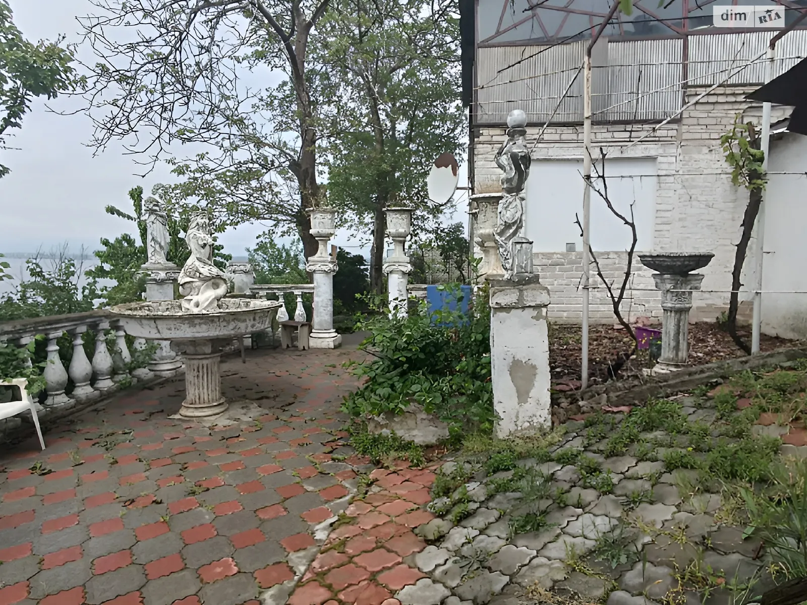 Продается объект сферы услуг 600 кв. м в 2-этажном здании, цена: 275000 $ - фото 1