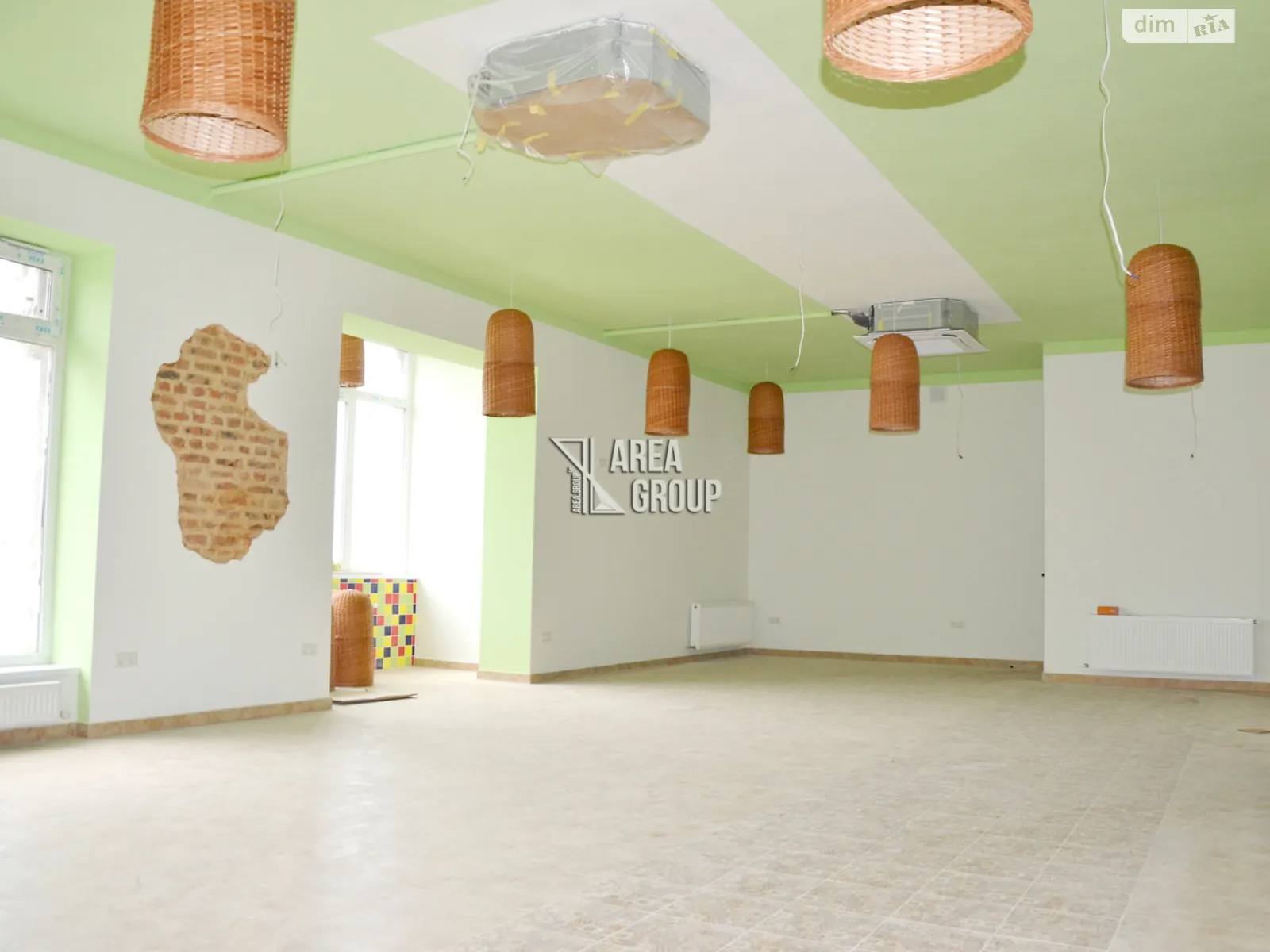 Продається приміщення вільного призначення 155 кв. м в 9-поверховій будівлі, цена: 195000 $ - фото 1