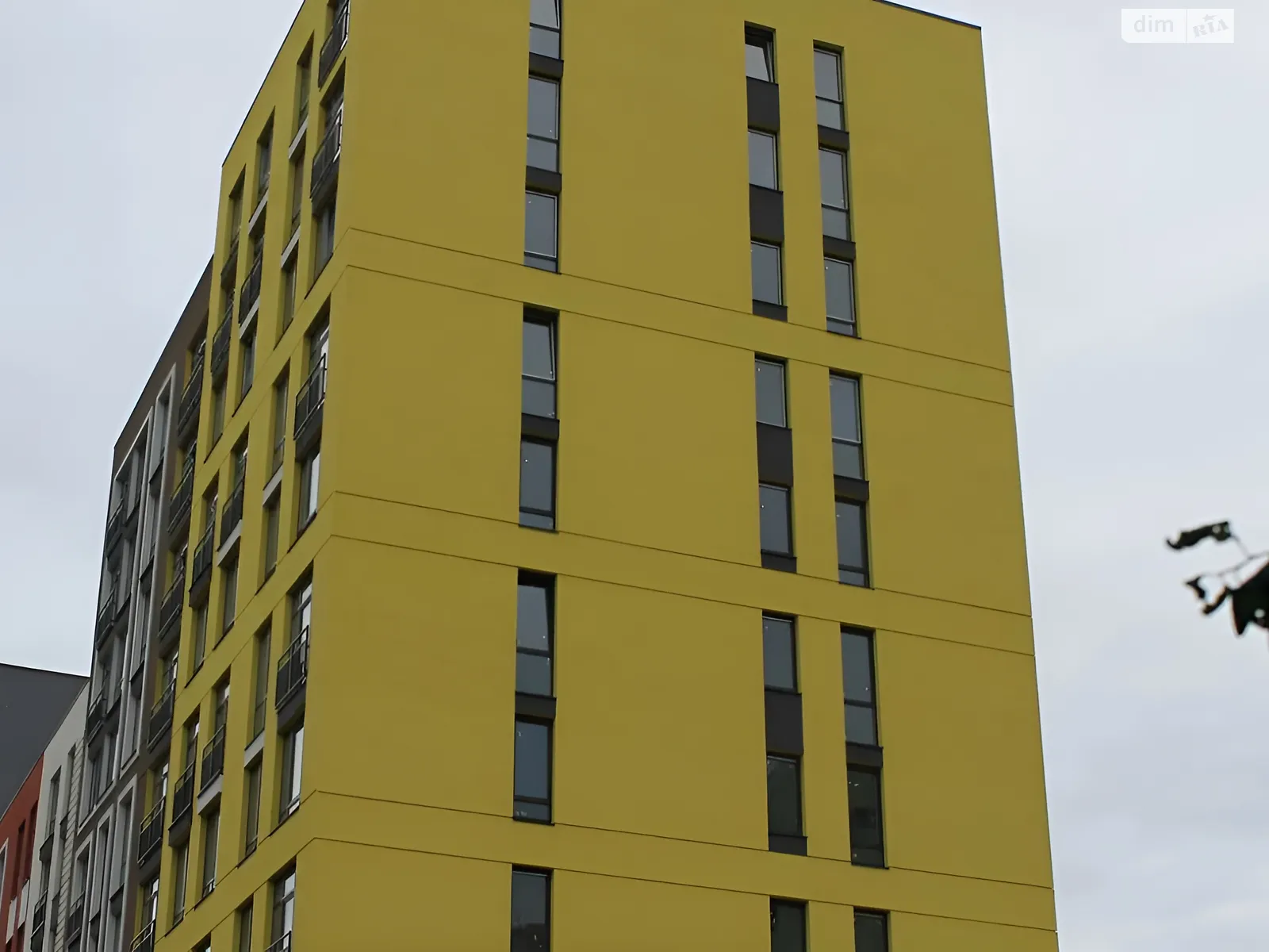 Продается объект сферы услуг 4 кв. м в 9-этажном здании, цена: 600 $ - фото 1