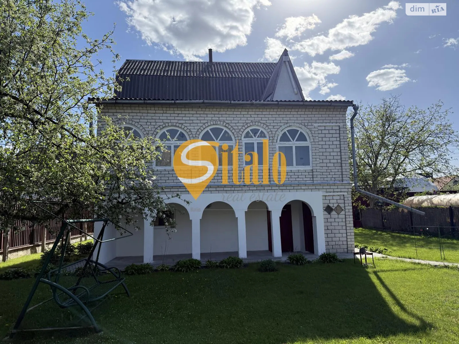 Продается дом на 3 этажа 97 кв. м с беседкой, цена: 58000 $ - фото 1