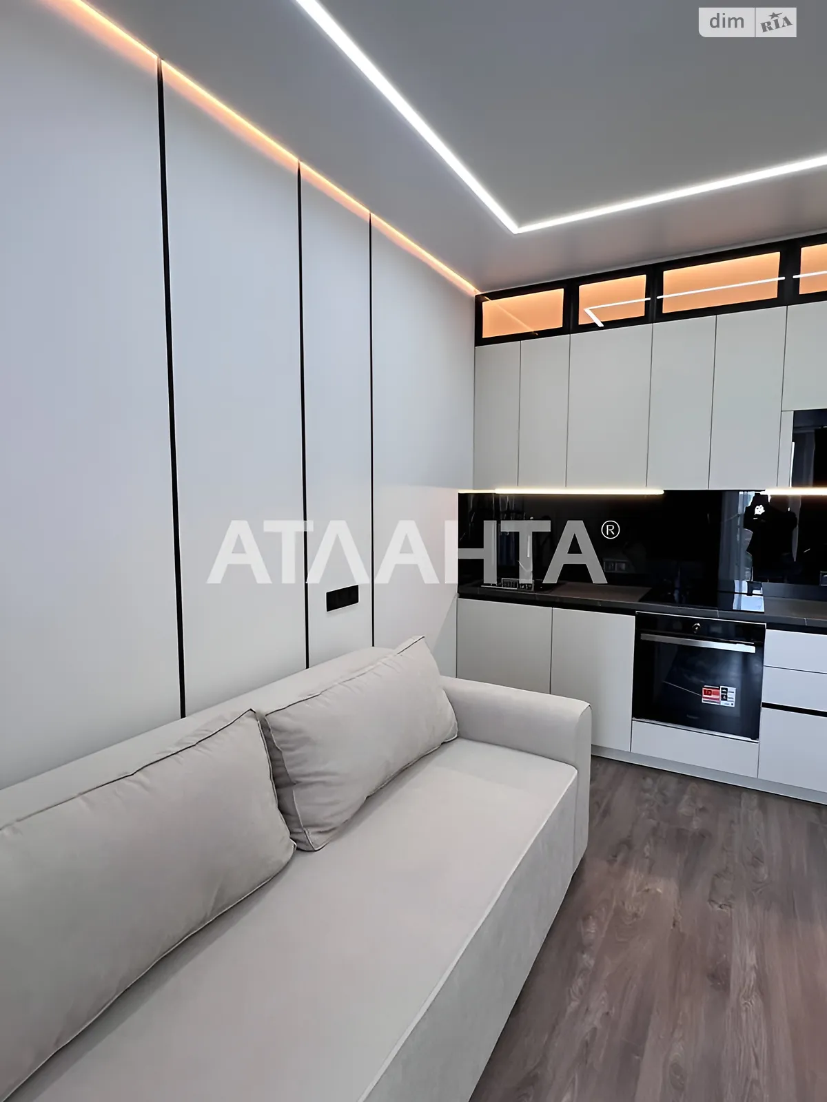 Продается 1-комнатная квартира 42.5 кв. м в Одессе, ул. Краснова - фото 1