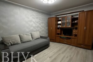 Продаж квартири, Луцьк, р‑н. Завокзальне, Привокзальна вулиця, буд. 13А