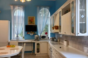 Продаж будинків в Україні Куплю будинок без посередників