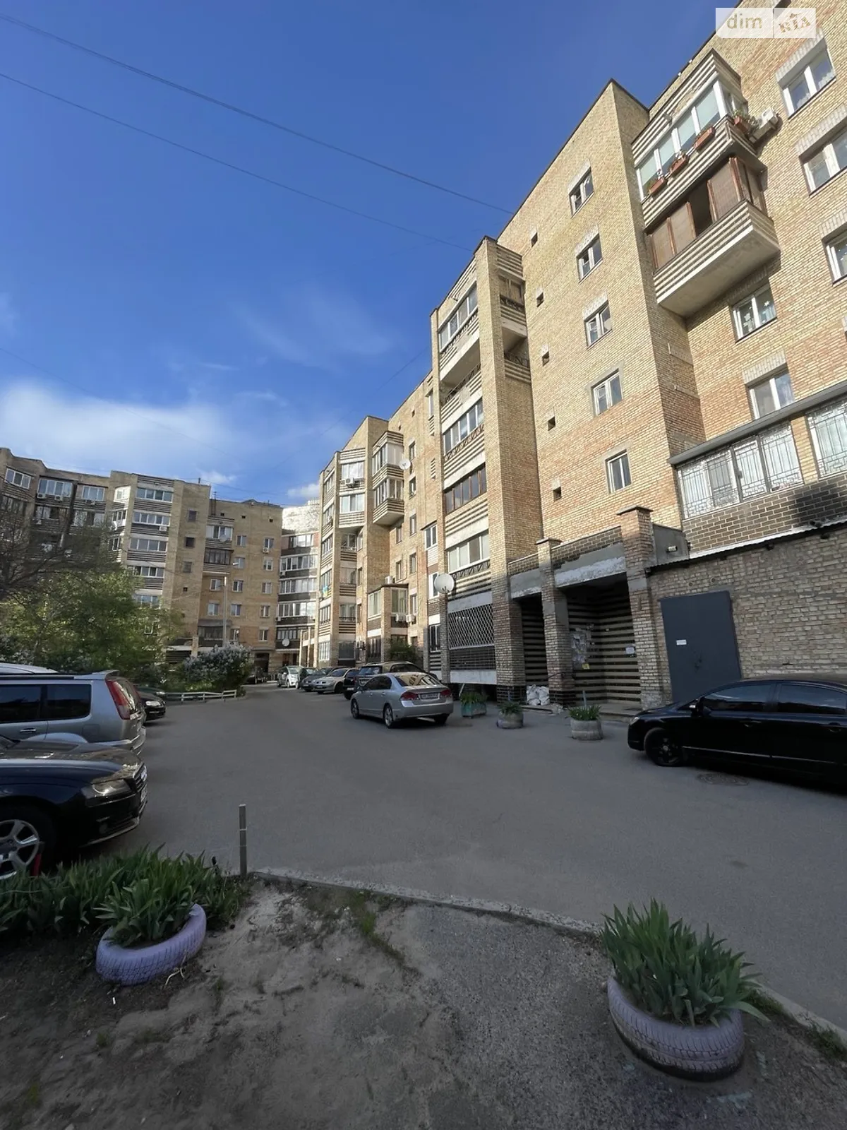 Продається 1-кімнатна квартира 38.9 кв. м у Києві, вул. Оболонська, 47 - фото 1