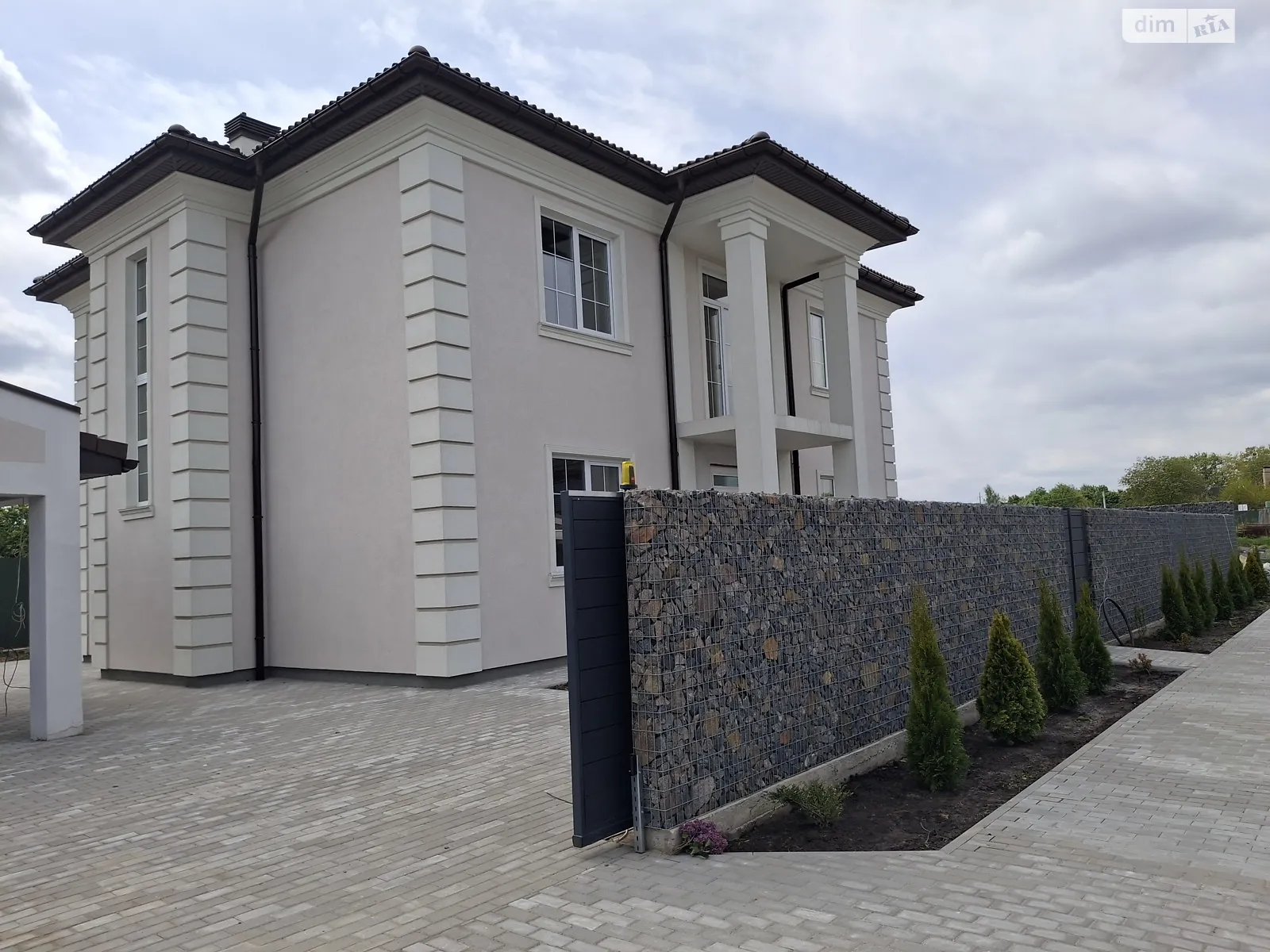 Продається будинок 2 поверховий 190 кв. м з банею/сауною, цена: 235000 $ - фото 1