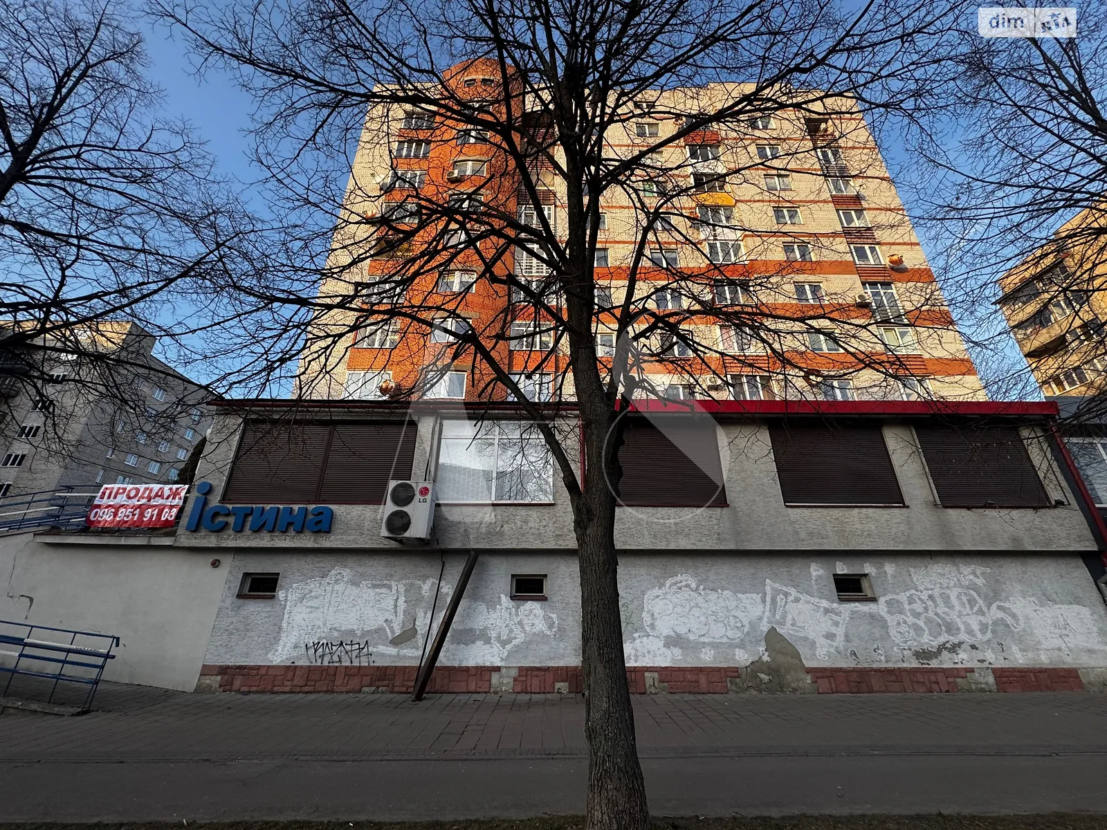 Продается помещения свободного назначения 262.5 кв. м в 10-этажном здании, цена: 370000 $ - фото 1