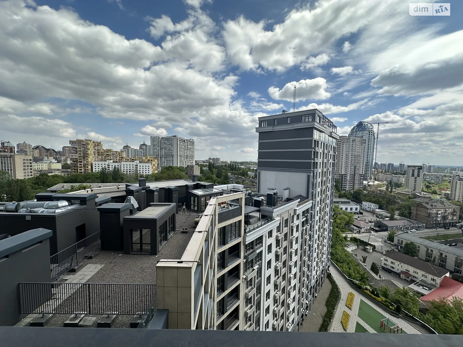 Продается 2-комнатная квартира 91.8 кв. м в Киеве, Крепостной(Тверской) туп., 7В корпус 4 - фото 1