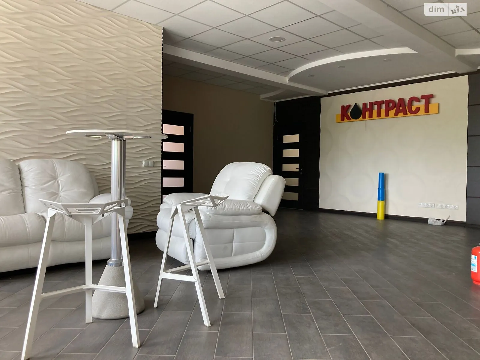 Продается объект сферы услуг 842.1 кв. м в 2-этажном здании, цена: 750000 $ - фото 1