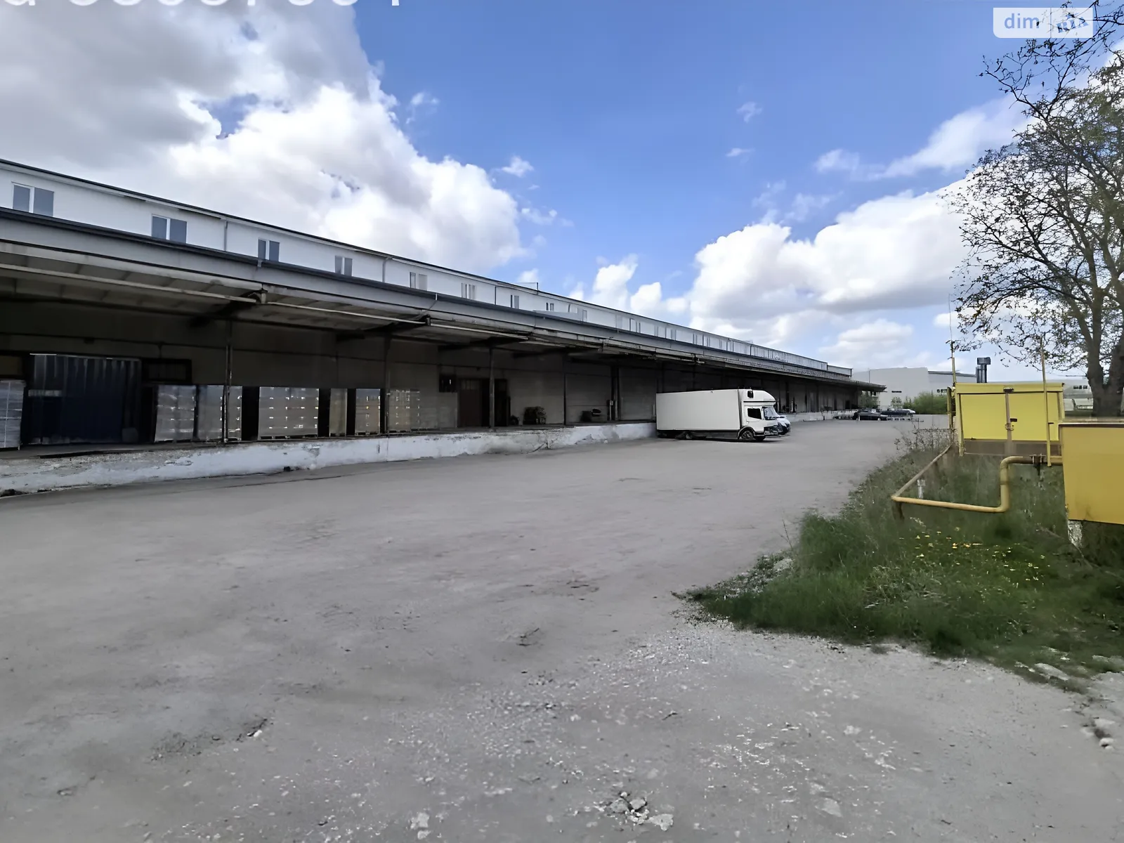 Сдается в аренду помещения свободного назначения 560 кв. м в 1-этажном здании, цена: 98000 грн - фото 1