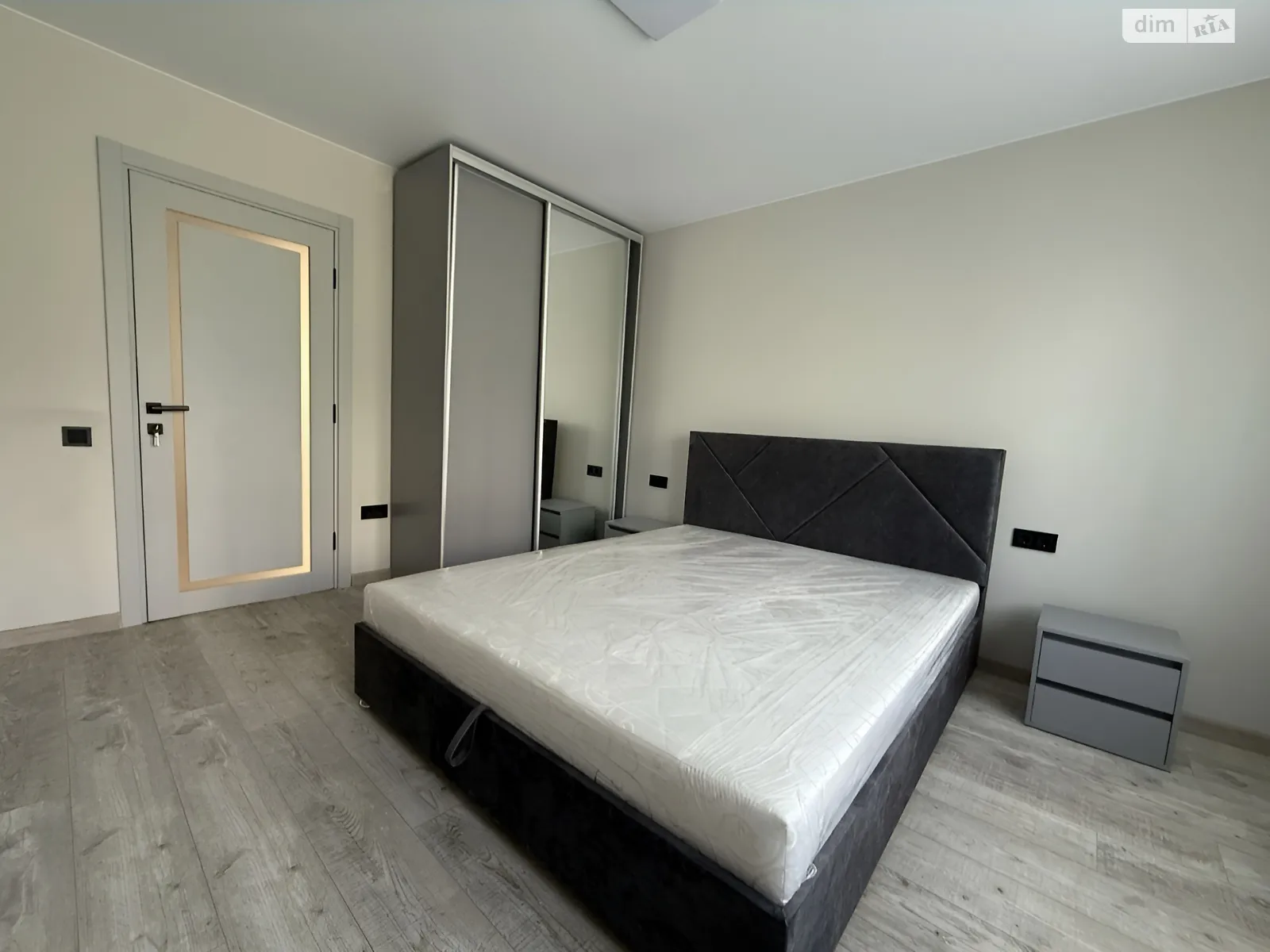Продается 2-комнатная квартира 44 кв. м в Ужгороде, ул. Собранецкая, 122 - фото 1