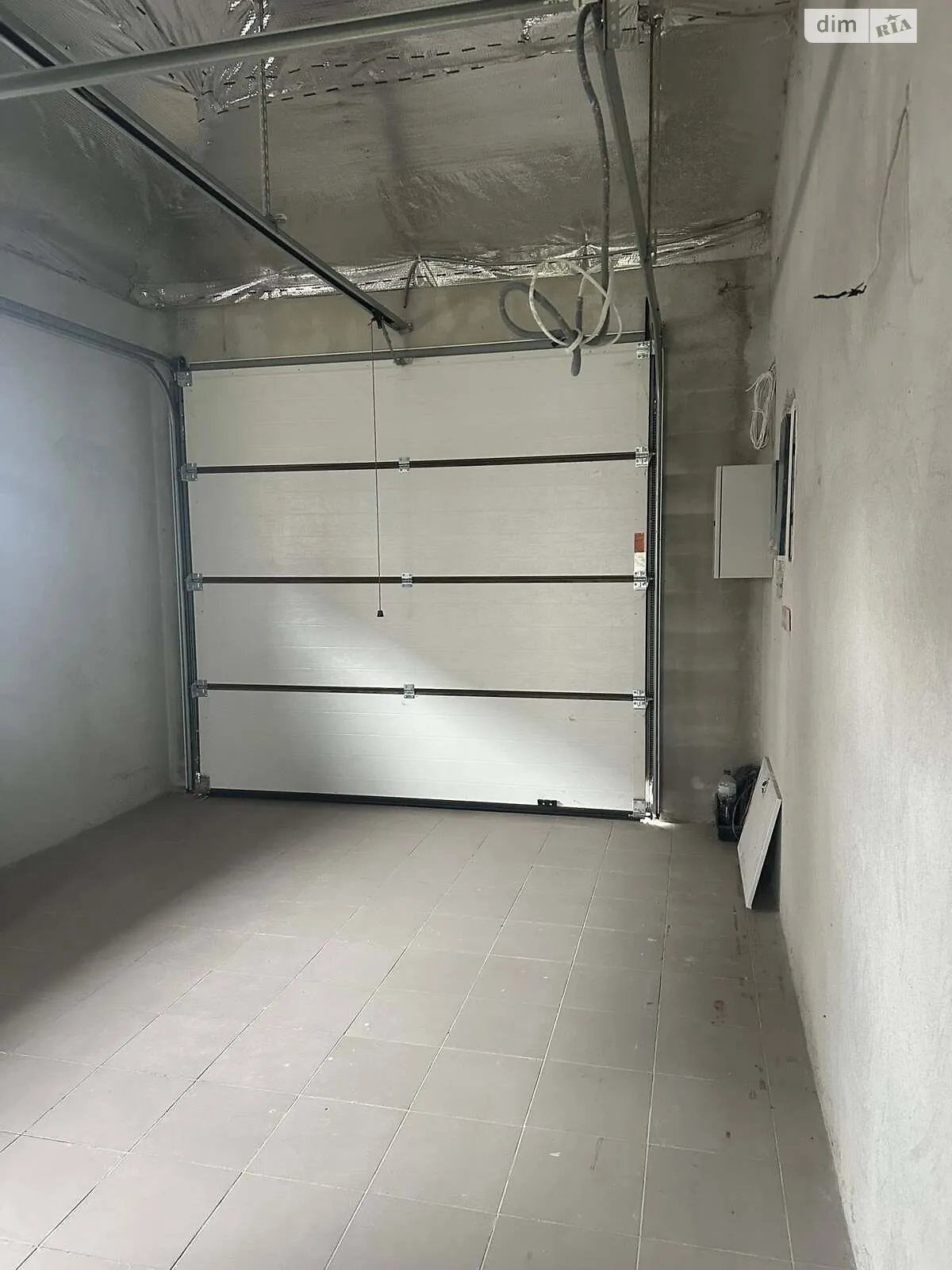 Продается дом на 2 этажа 204.54 кв. м с верандой, цена: 155000 $ - фото 1
