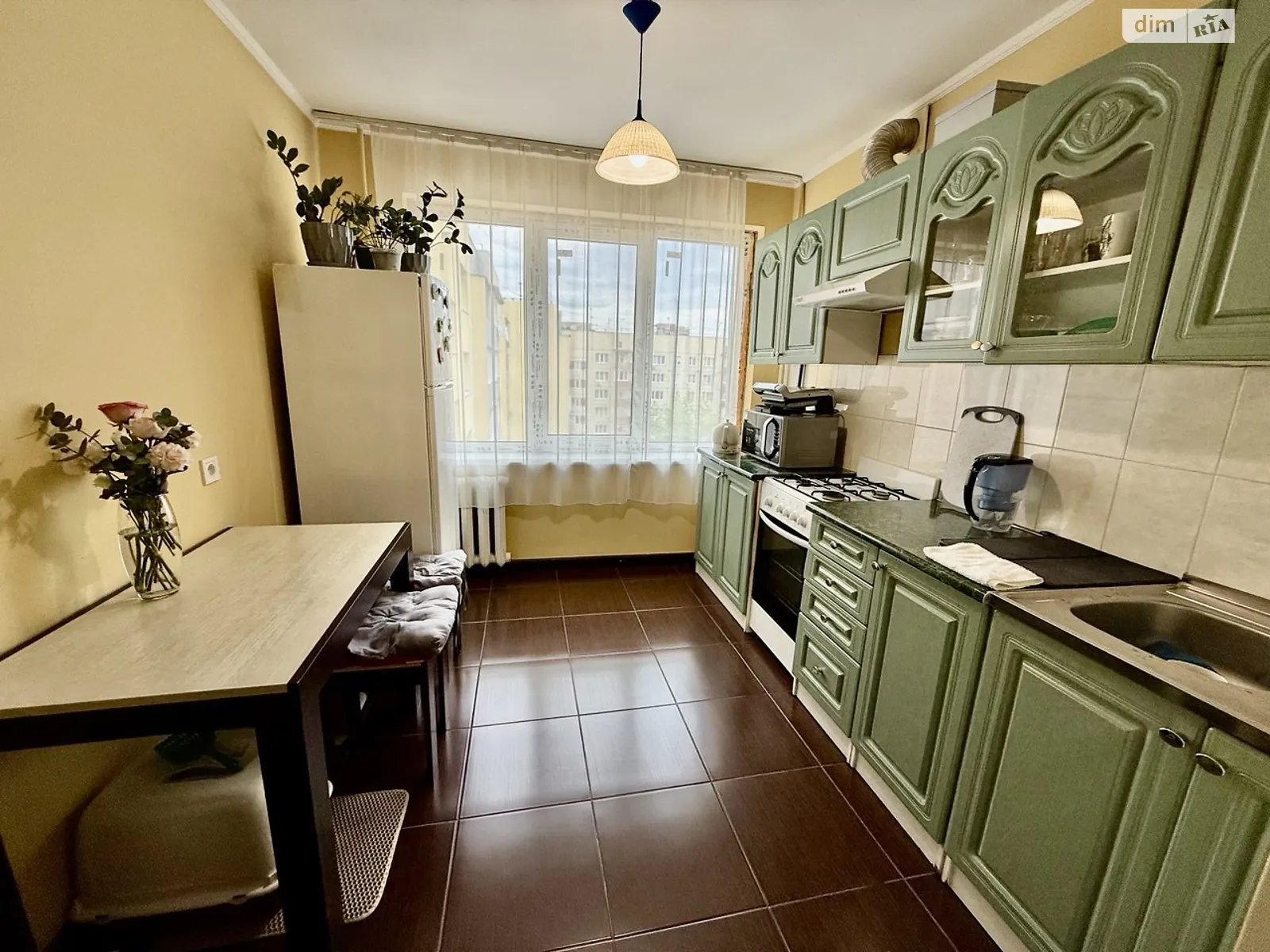 Продається 1-кімнатна квартира 38 кв. м у Львові, вул. Пулюя Івана - фото 1