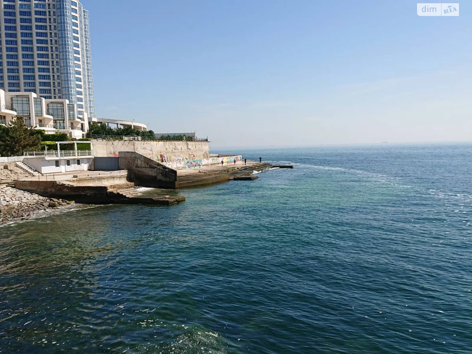 Сдается в аренду дом на 2 этажа 115 кв. м с камином, цена: 1300 $ - фото 1