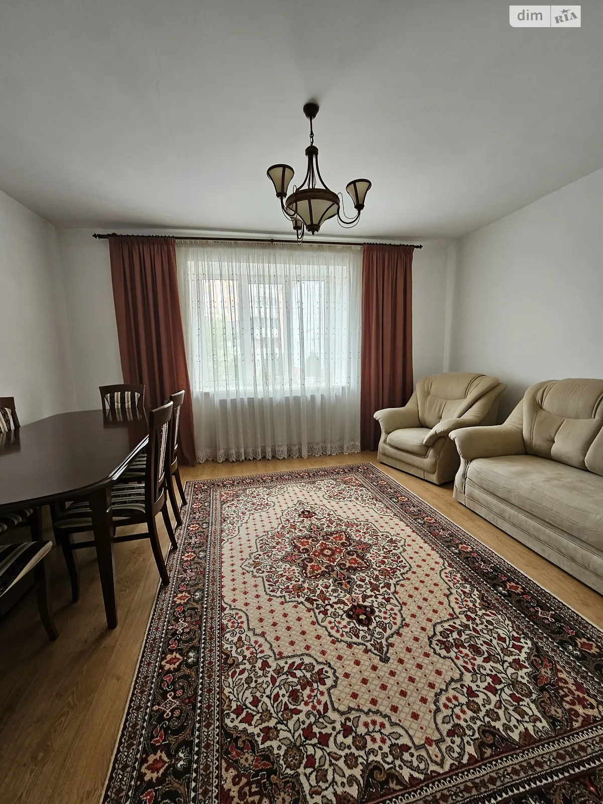 3-кімнатна квартира 88 кв. м у Тернополі, вул. Шпитальна, 7А - фото 1