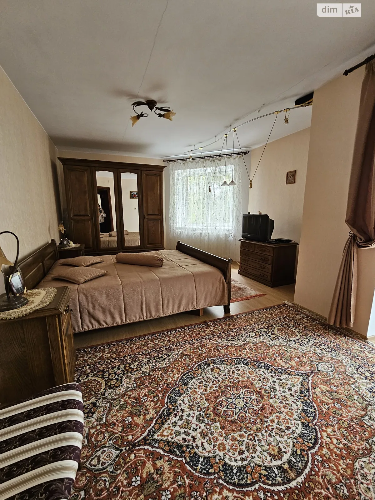 3-комнатная квартира 87.2 кв. м в Тернополе, ул. Госпитальная, 7А - фото 1