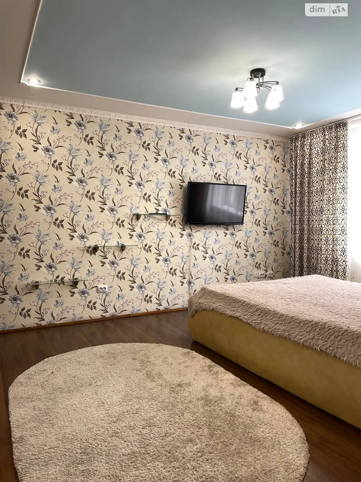 Продается 1-комнатная квартира 39.1 кв. м в Ивано-Франковске, ул. Тролейбусная, 15 - фото 1