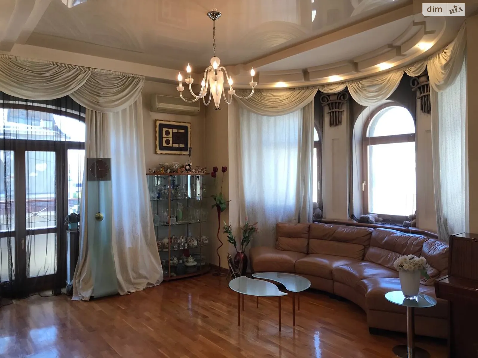 Продается 8-комнатная квартира 244 кв. м в Харькове, ул. Алчевских, 6 - фото 1