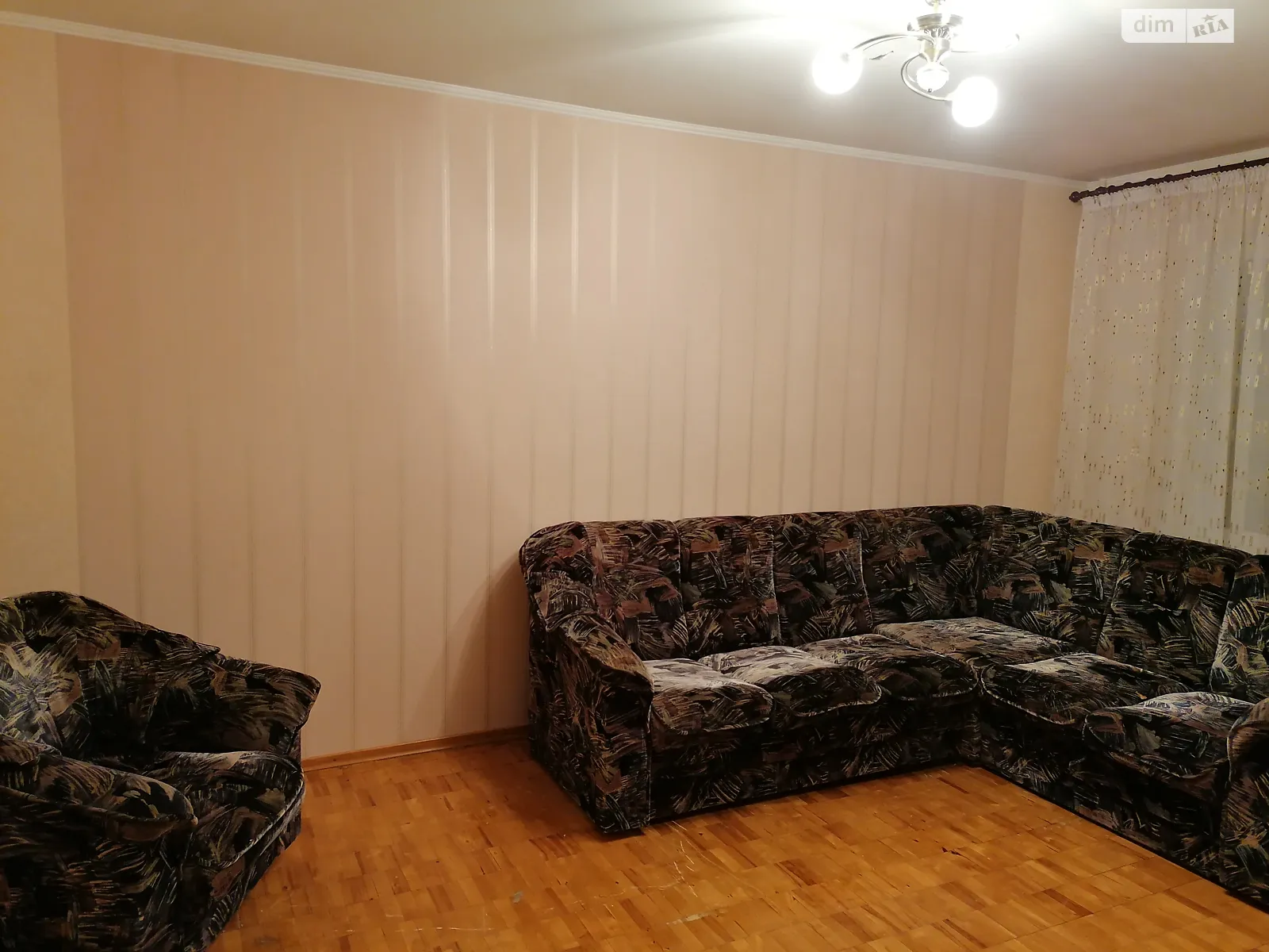 Сдается в аренду 1-комнатная квартира 40 кв. м в Киеве, ул. Каштановая, 8Б - фото 1