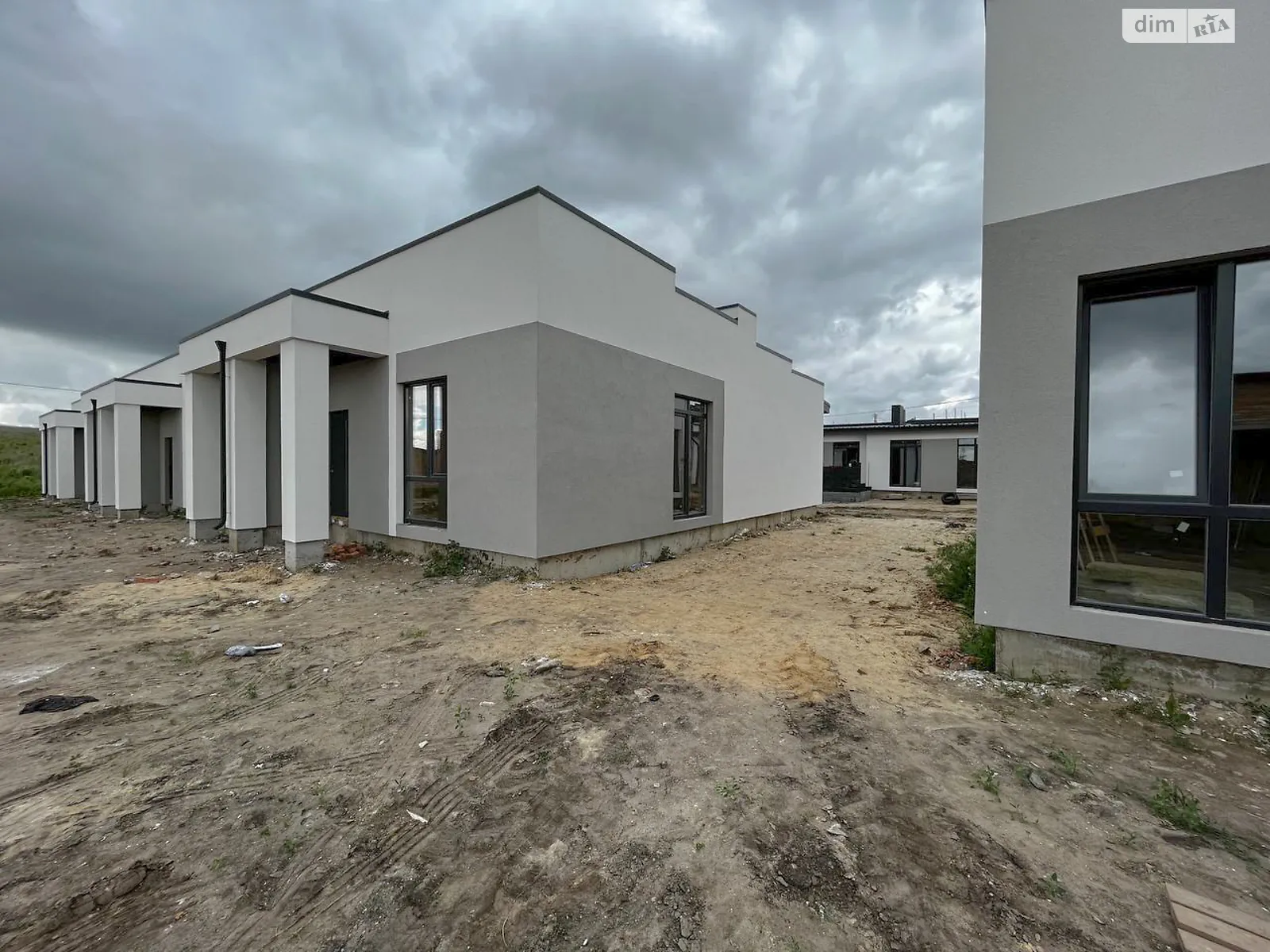 мас. Солнечный Ровно, цена: 38000 $ - фото 1
