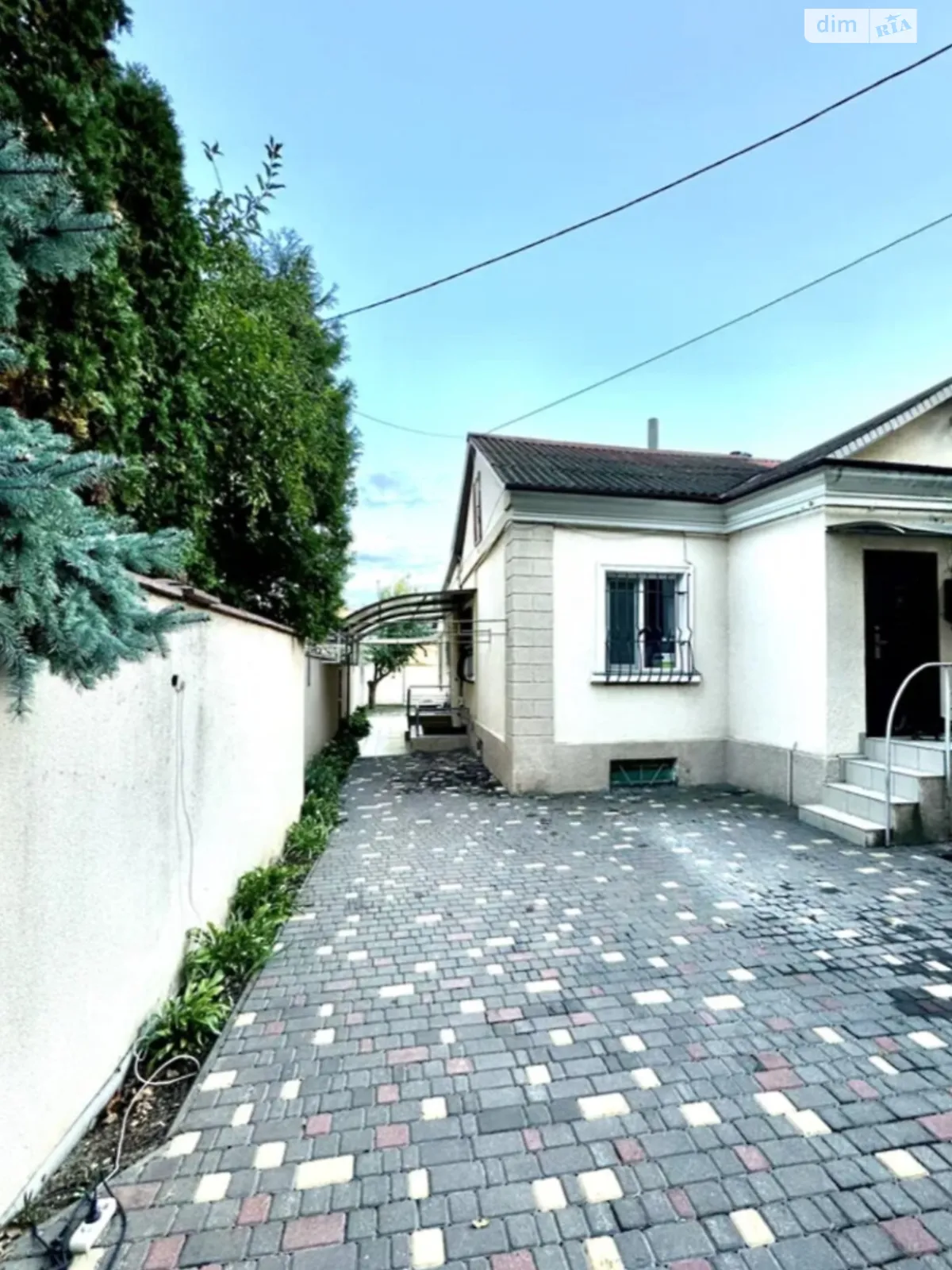 Продается одноэтажный дом 77 кв. м с участком, цена: 130000 $ - фото 1