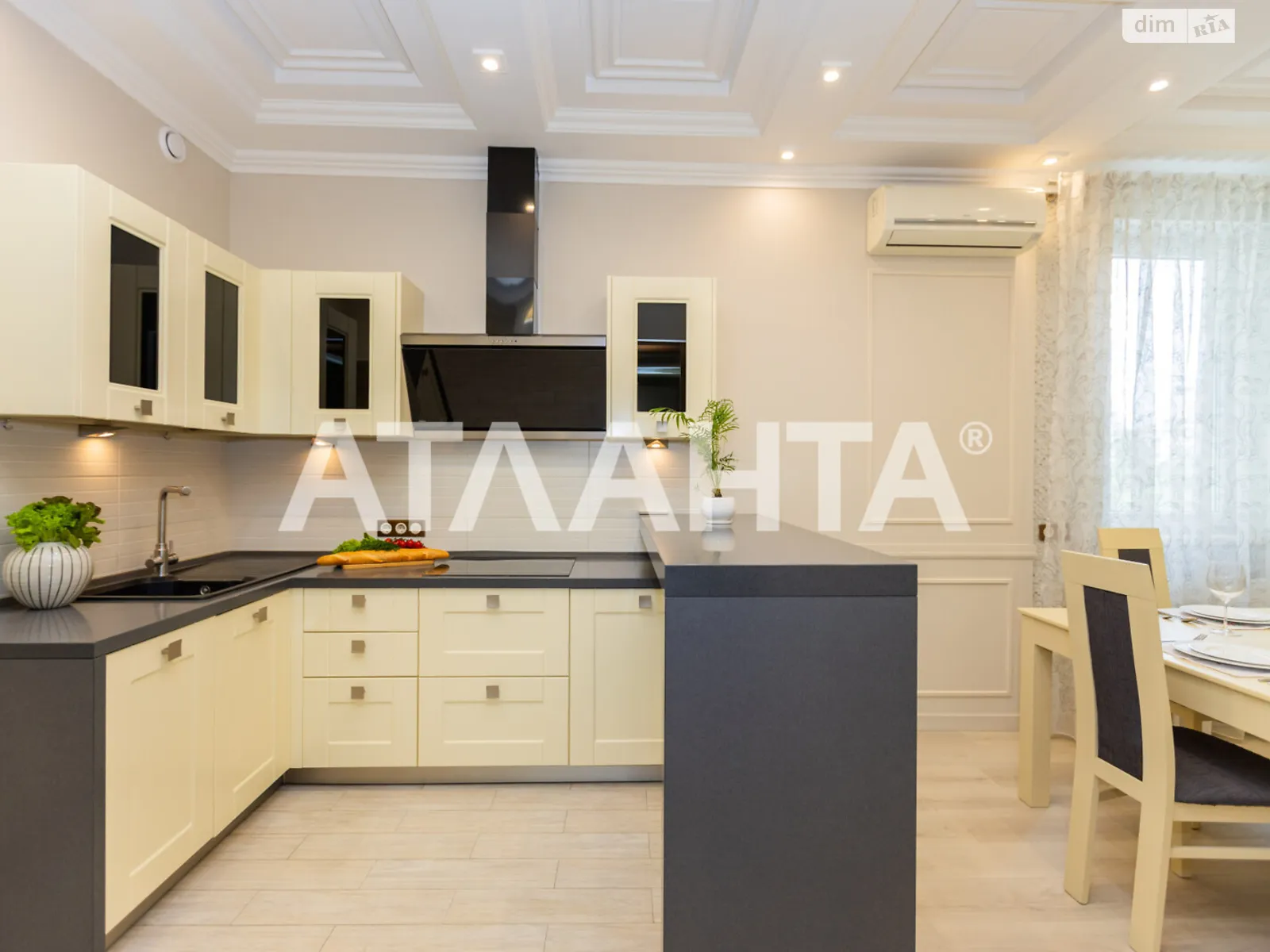 Продается 3-комнатная квартира 119 кв. м в Киеве, цена: 220000 $ - фото 1