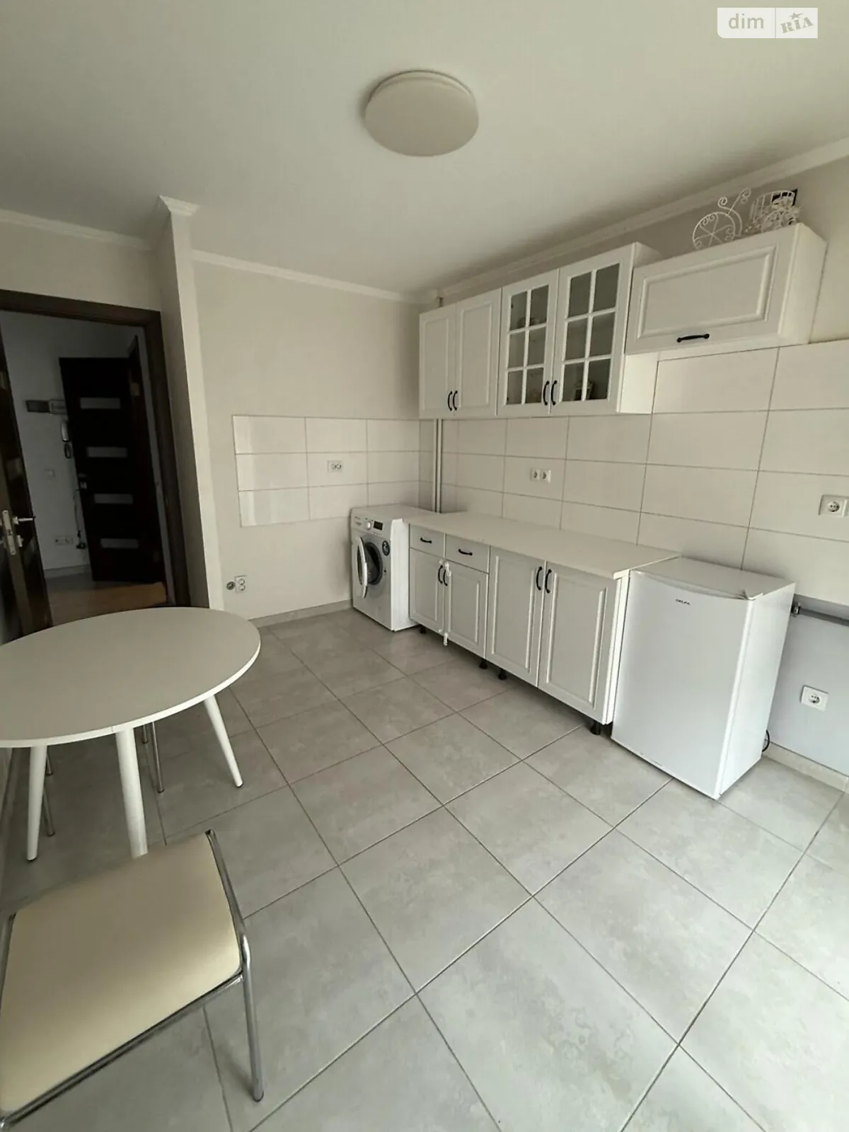 Продается 1-комнатная квартира 37.4 кв. м в Угринове, ул. Леси Украинки - фото 1