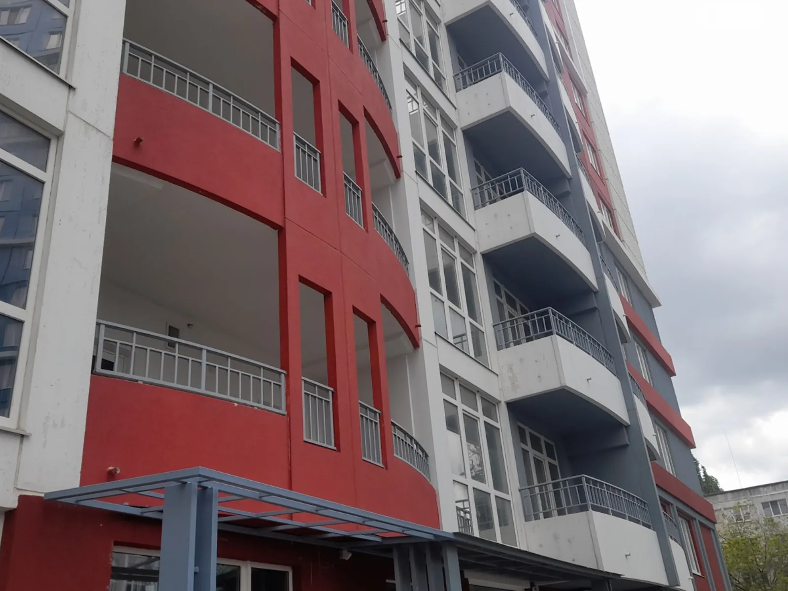 Продається 1-кімнатна квартира 42 кв. м у Одесі, просп. Гагаріна, 19/4 - фото 1