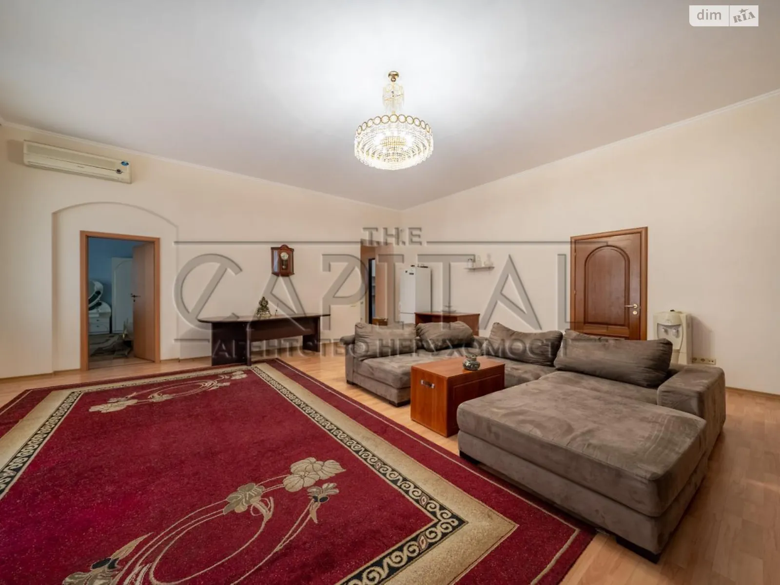 Сдается в аренду офис 178 кв. м в бизнес-центре, цена: 1500 $ - фото 1