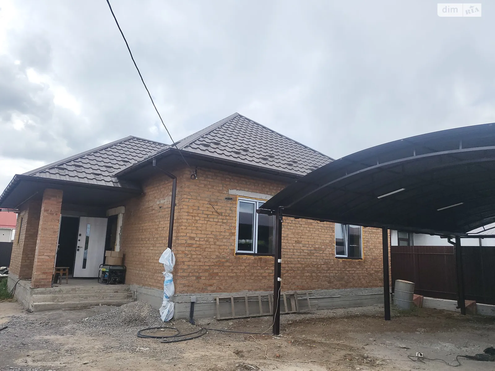 Продається одноповерховий будинок 90 кв. м з ділянкою, цена: 75000 $ - фото 1