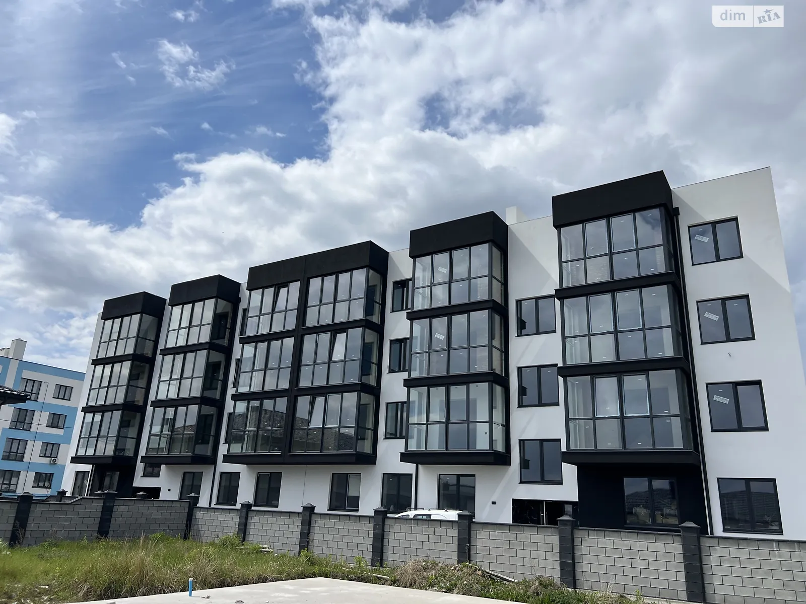 Продается 1-комнатная квартира 37.5 кв. м в Ровно, мас. Веснянковый - фото 1