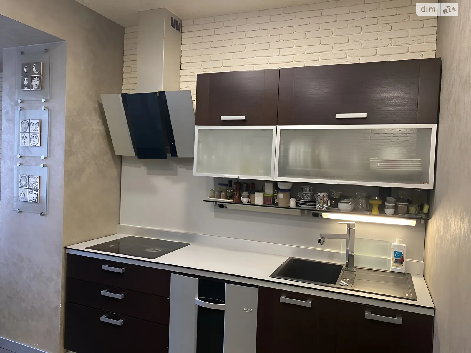 Продается 3-комнатная квартира 90 кв. м в Днепре, пл. Успенская, 7 - фото 1