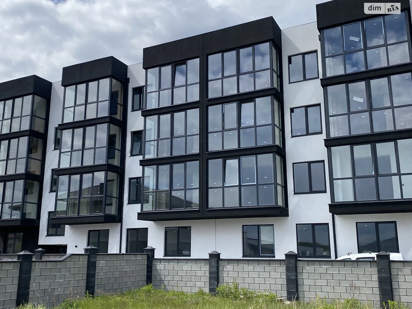 Продается 1-комнатная квартира 44 кв. м в Бармаках, мас. Весенний, 5 - фото 1