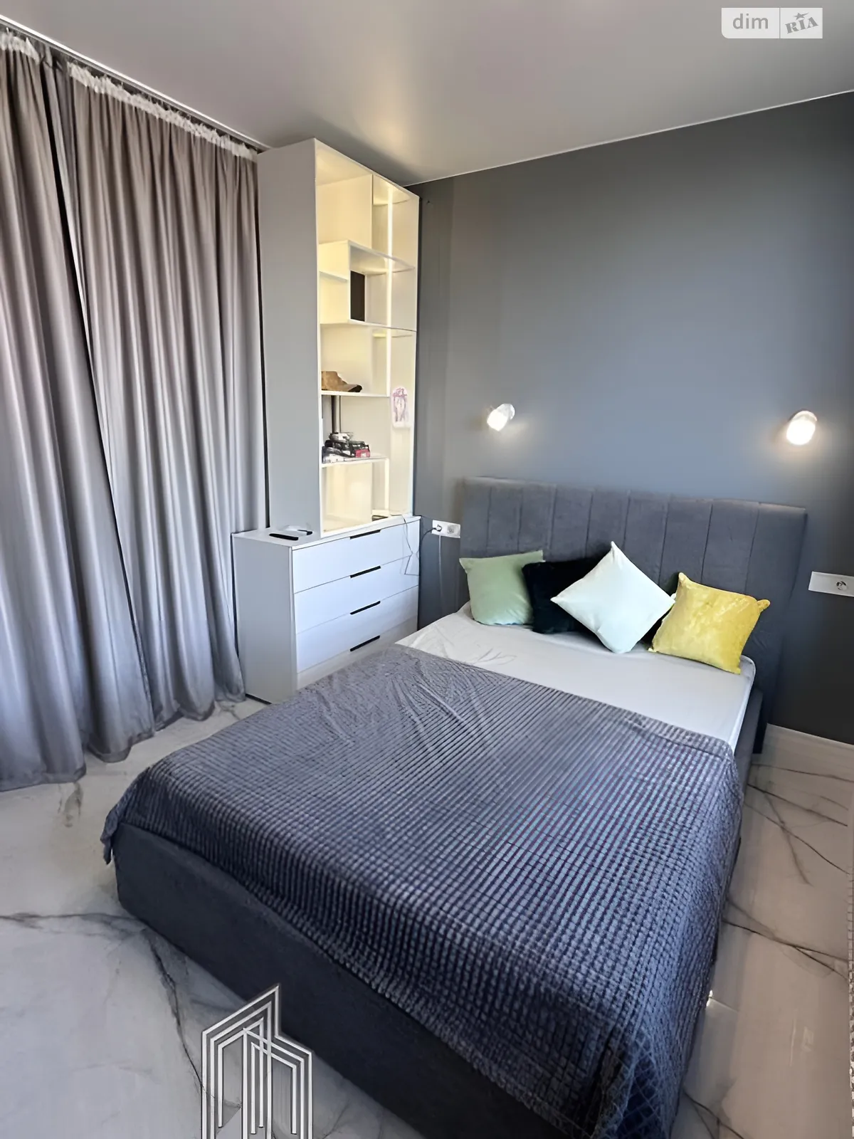Продається 1-кімнатна квартира 34 кв. м у Києві, наб. Дніпровська, 17В - фото 1