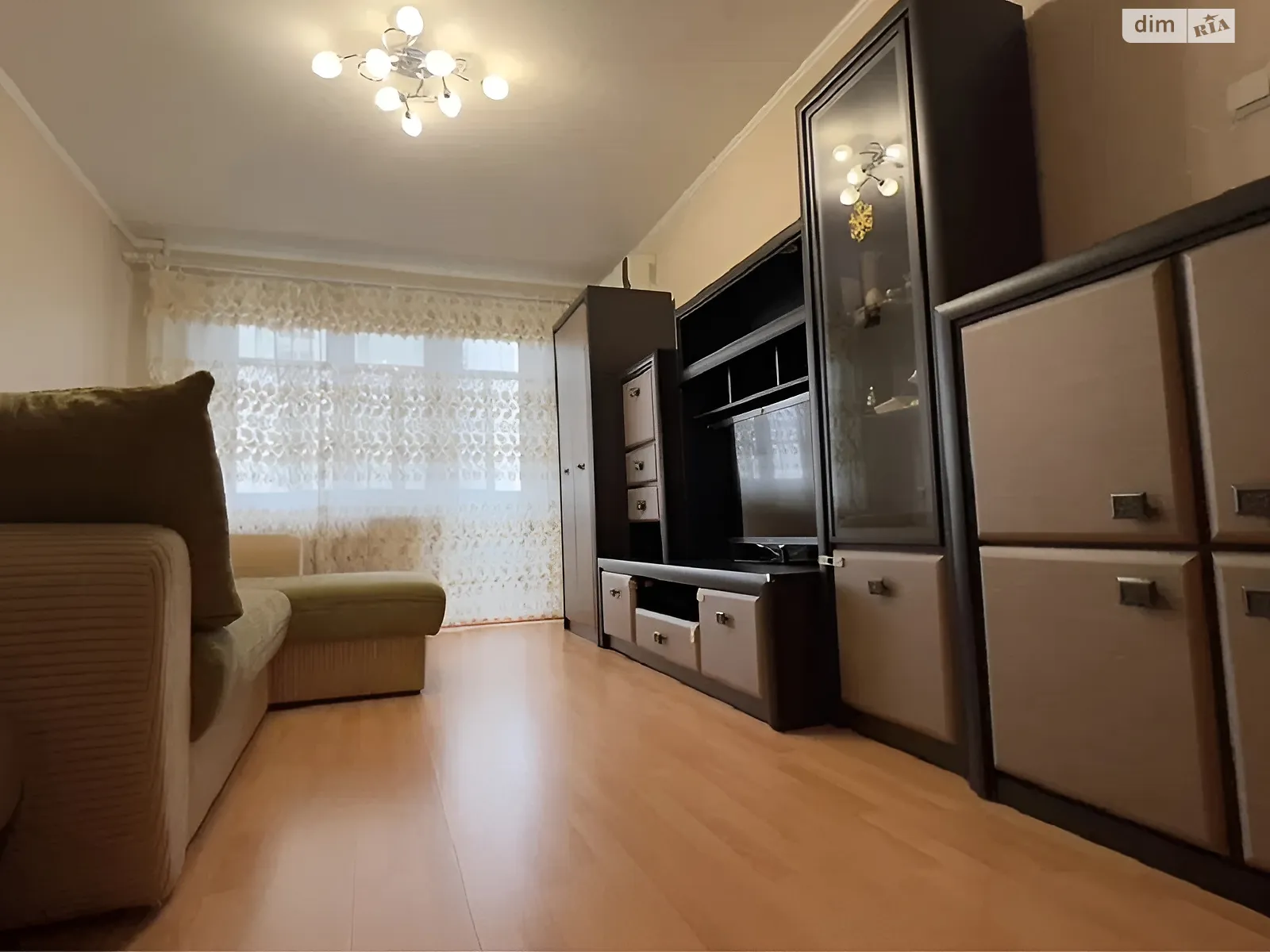 Продается 3-комнатная квартира 63.2 кв. м в Днепре, просп. Героев, 3 - фото 1