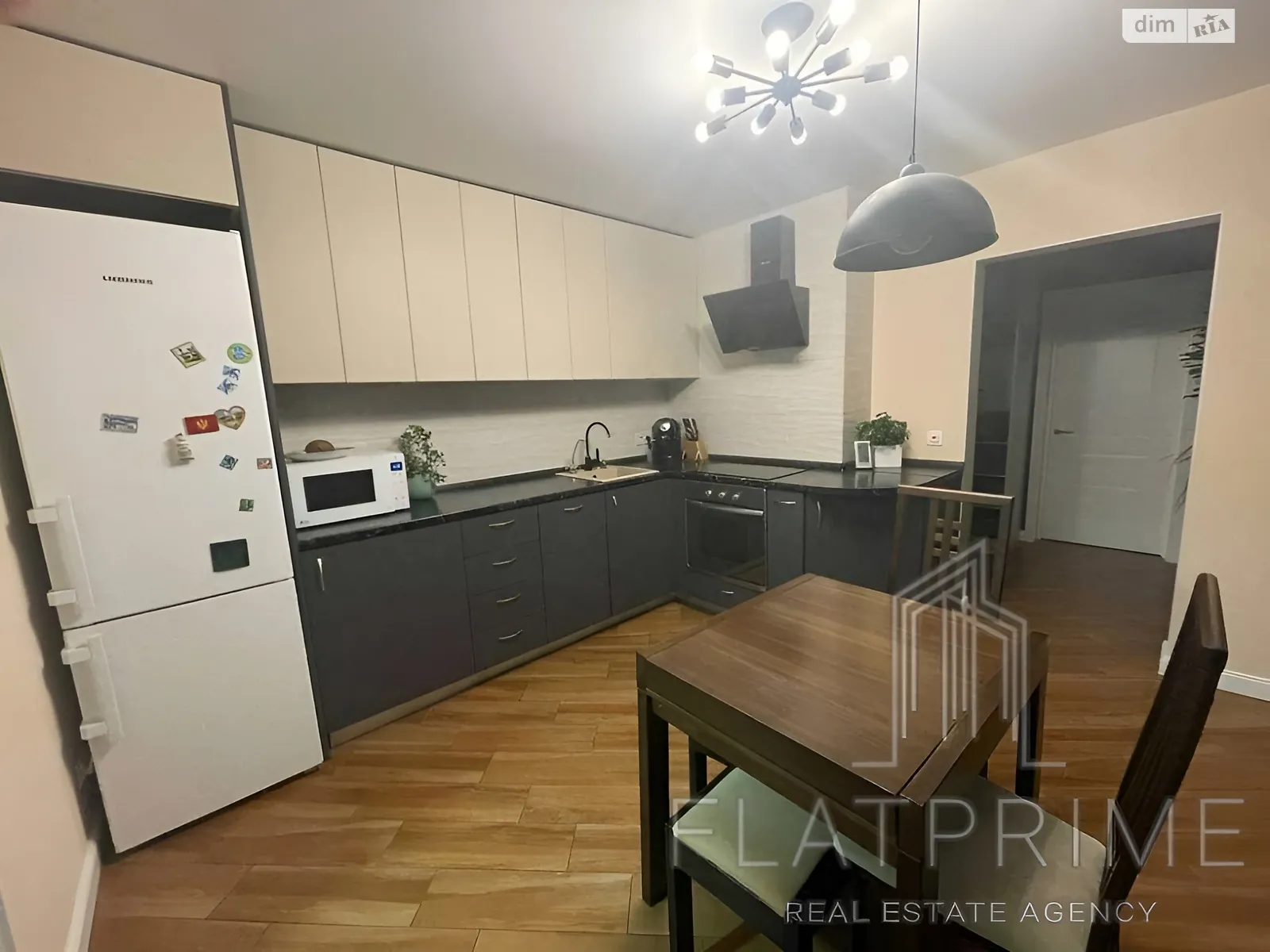 Продається 3-кімнатна квартира 77 кв. м у Києві, вул. Сергія Данченка, 28Б - фото 1