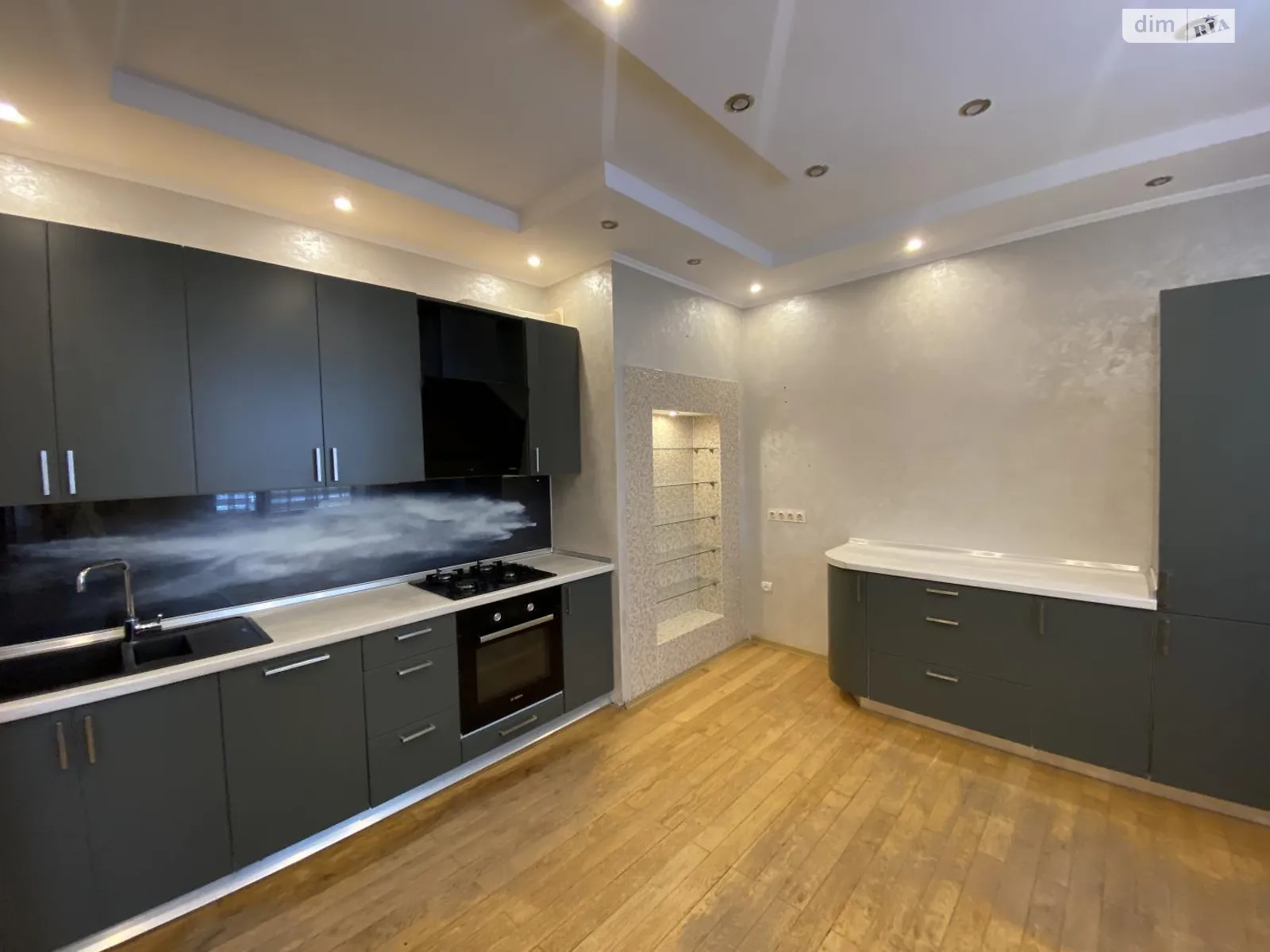 Продається будинок 2 поверховий 130.3 кв. м з садом, цена: 95000 $ - фото 1