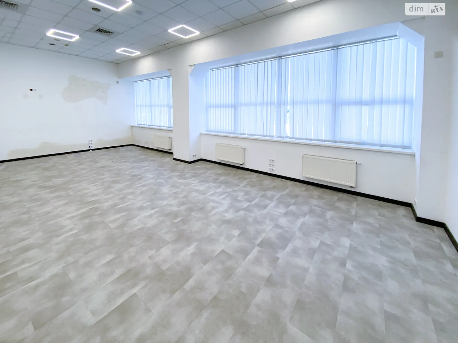 Здається в оренду офіс 321 кв. м в бізнес-центрі, цена: 5703 $ - фото 1