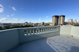 Продаж квартири, Одеса, р‑н. Приморський, Гімназична вулиця, буд. 13