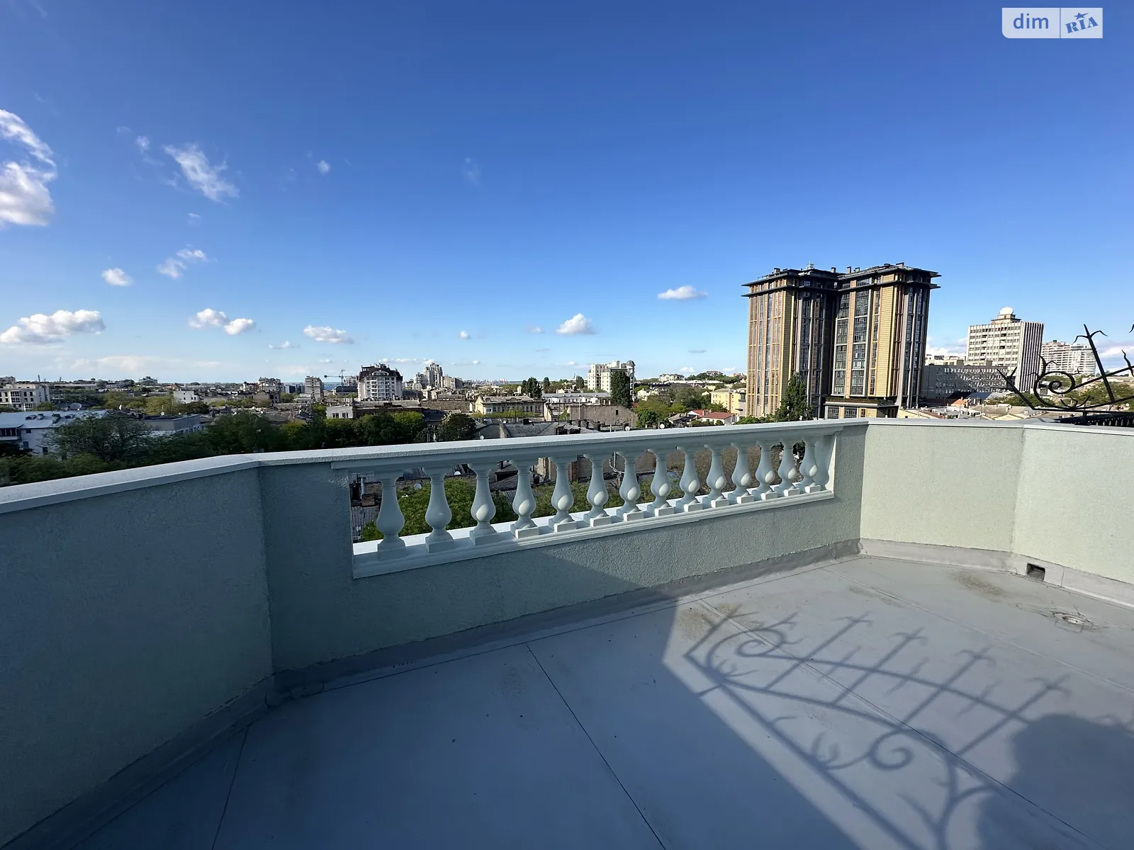 Продается 1-комнатная квартира 38.7 кв. м в Одессе, ул. Гимназическая, 13 - фото 1