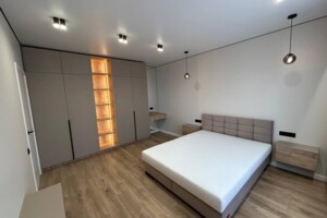 Продаж квартири, Рівне, р‑н. Щасливе, Студентська вулиця