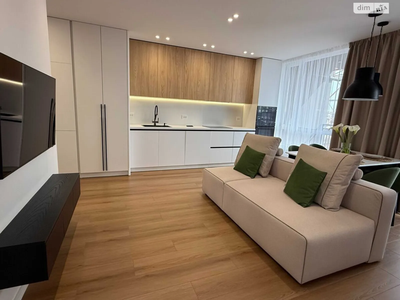 Продается 2-комнатная квартира 64 кв. м в, цена: 167000 $ - фото 1