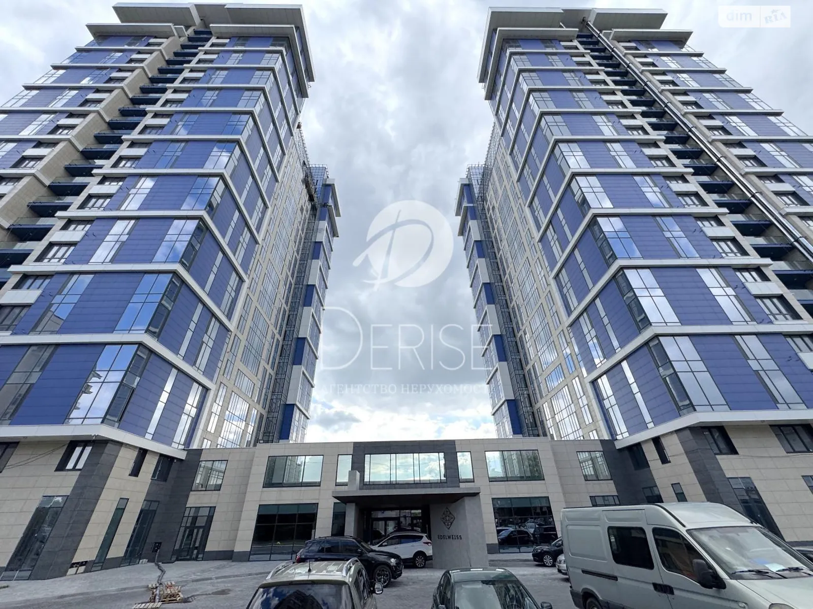Продается 3-комнатная квартира 107 кв. м в Киеве, ул. Зверинецкая, 72 - фото 1