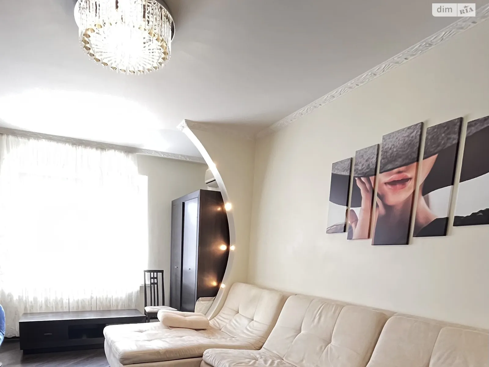Продається 2-кімнатна квартира 68.4 кв. м у Хмельницькому, вул. Зарічанська, 26/1 - фото 1