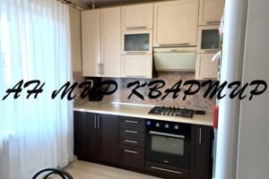 Продаж квартири, Полтава, р‑н. Київський, Башкірцевої Марії вулиця, буд. 33