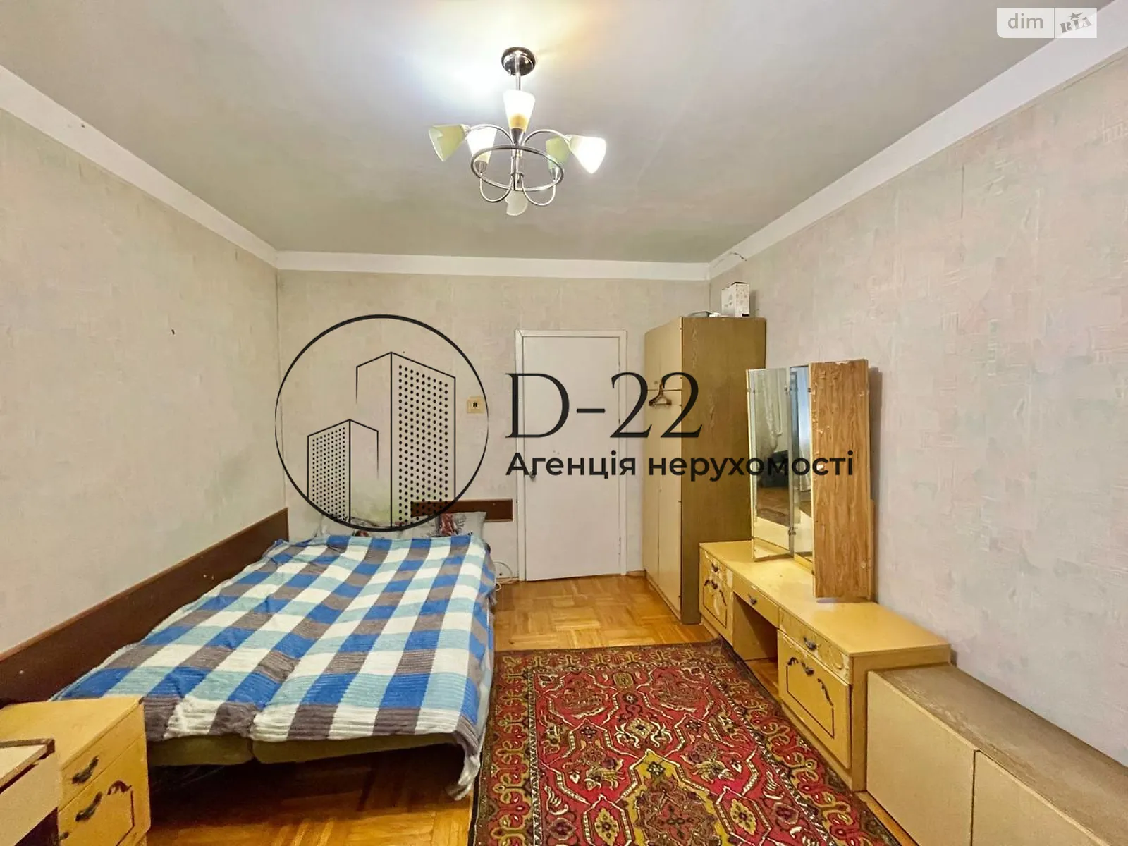Продається 3-кімнатна квартира 72.8 кв. м у Києві - фото 1