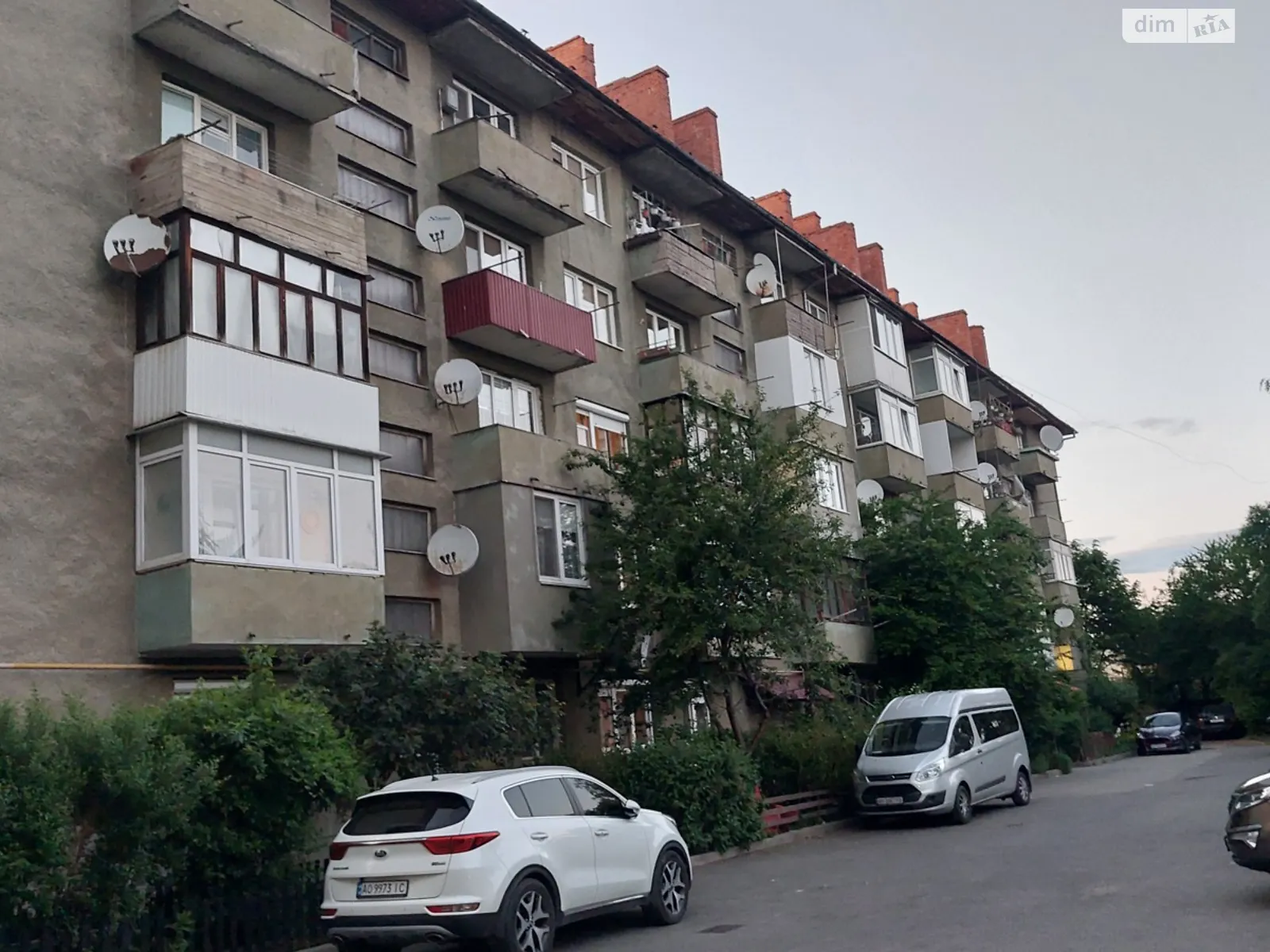 Продається 2-кімнатна квартира 57 кв. м у Мукачеві, вул. Василя Стуса, 1 - фото 1