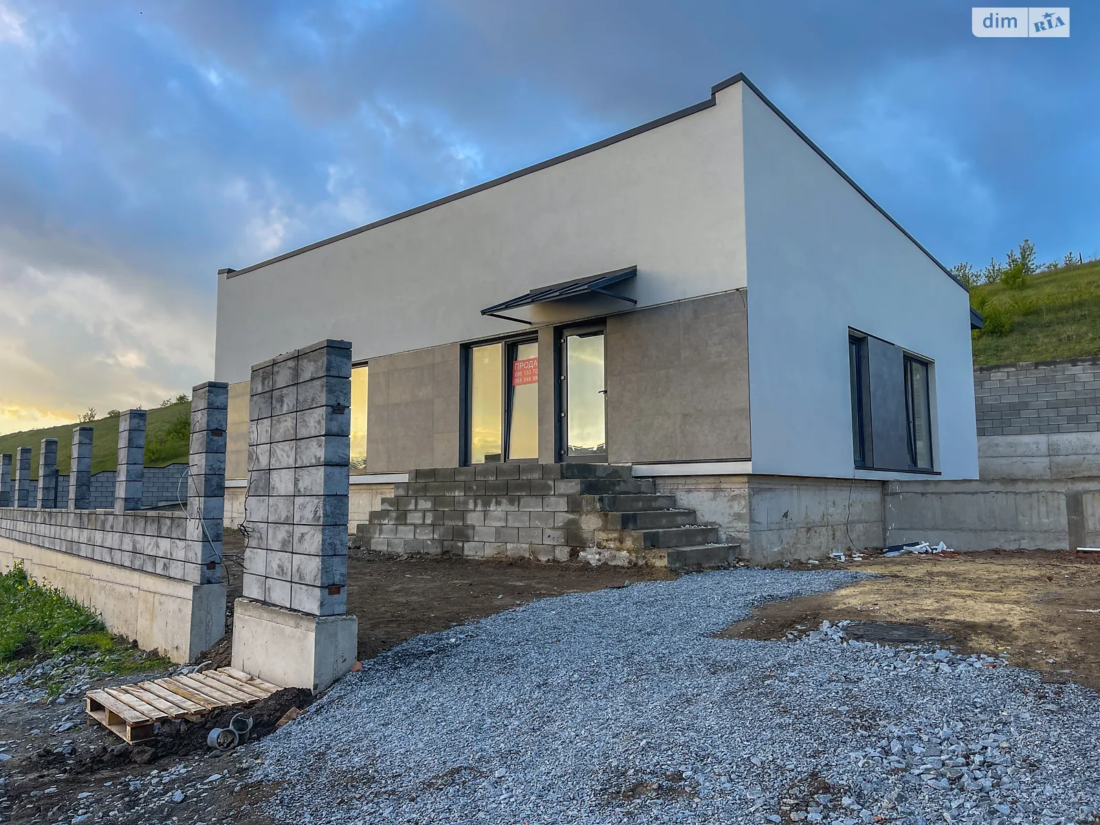 Продається одноповерховий будинок 104 кв. м з терасою, цена: 98000 $ - фото 1