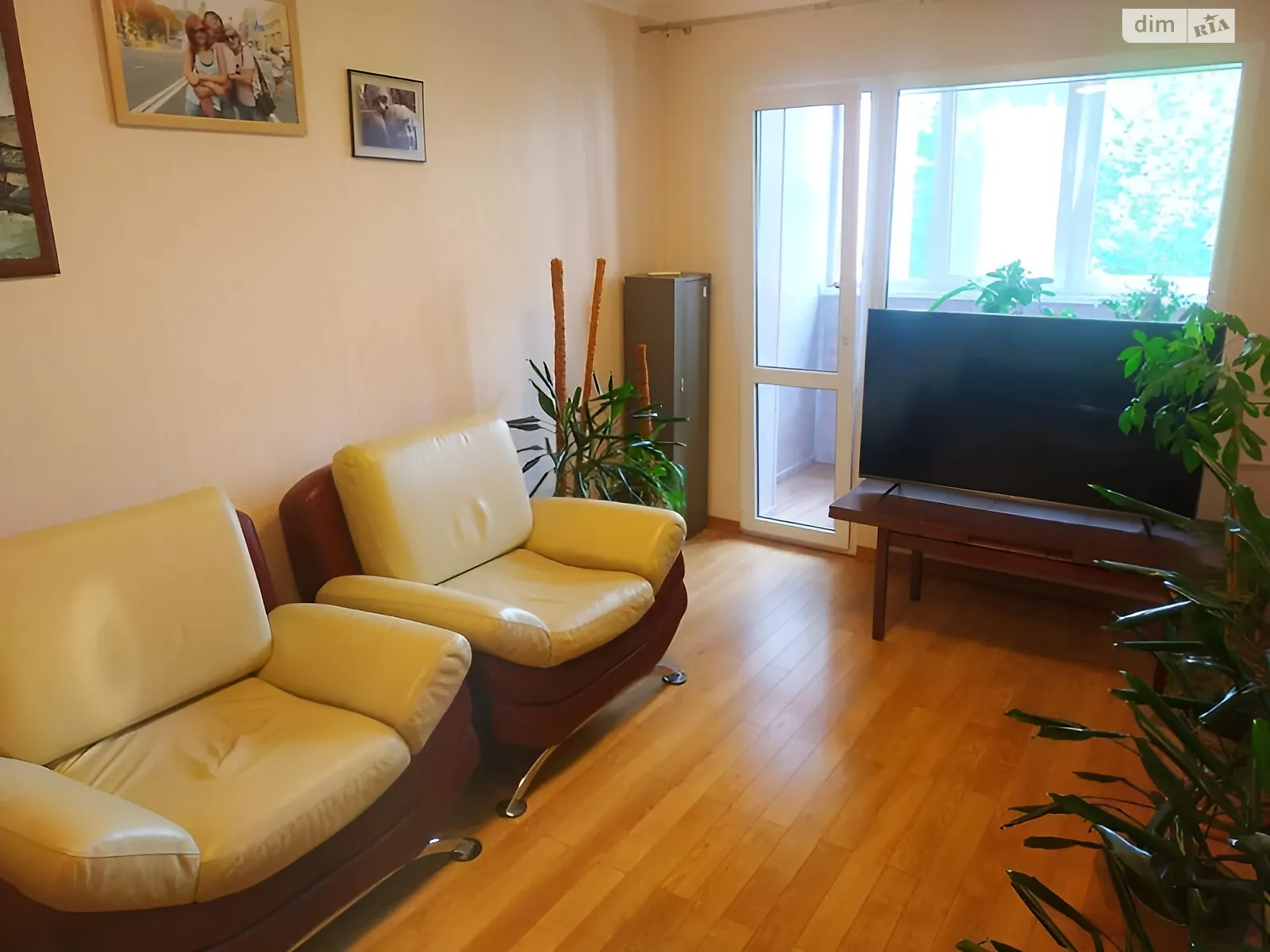 Продається 3-кімнатна квартира 72 кв. м у Києві, вул. Дубровицька, 10 - фото 1