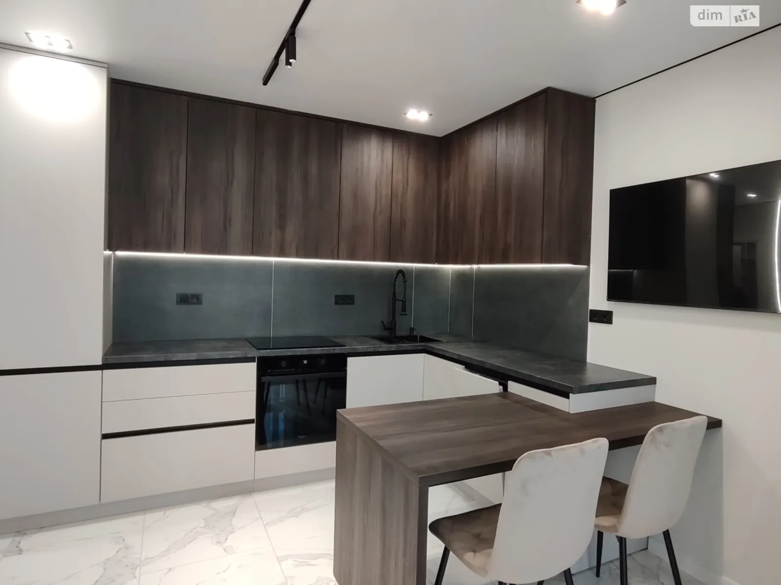 Продається 1-кімнатна квартира 49 кв. м у Івано-Франківську, цена: 82500 $ - фото 1