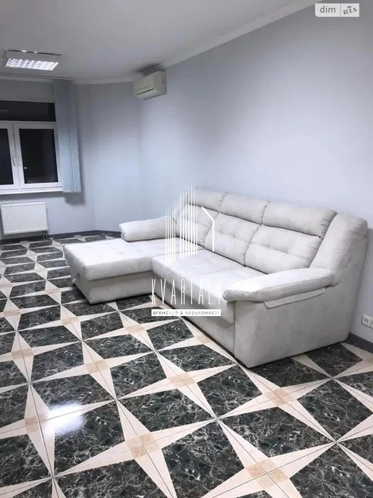 Сдается в аренду 3-комнатная квартира 120 кв. м в Киеве, ул. Александра Мишуги, 2 - фото 1